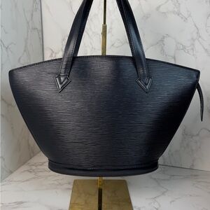 Louis Vuitton epi leather Tote Elegant Black Textured Women's Handbag